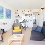 Spacieux Idealement Situe Sur Le Remblai Des Sables Dolonne * Les Sables-dʼOlonne
