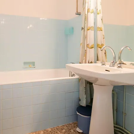 Appartement Spacieux Idealement Situe Sur Le Remblai Des Sables Dolonne Les Sables-dʼOlonne