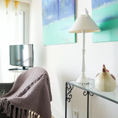 Spacieux Idealement Situe Sur Le Remblai Des Sables Dolonne * Les Sables-dʼOlonne